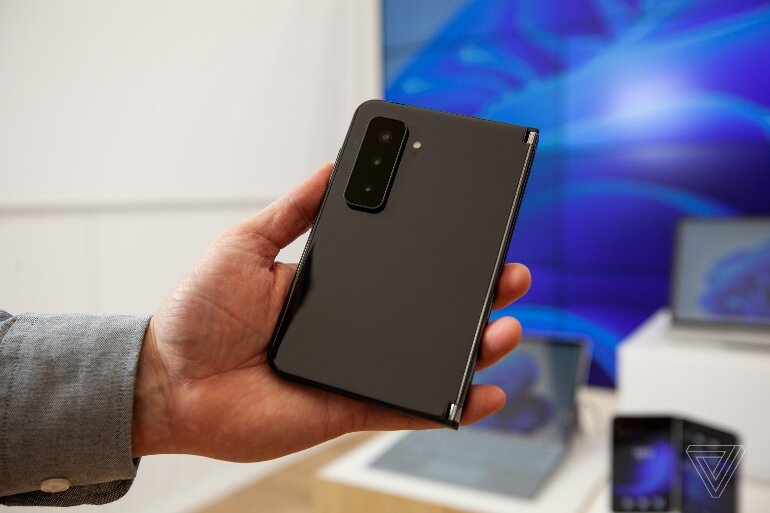 Điện thoại Microsoft Surface Duo 2 - 8GB RAM, 512GB