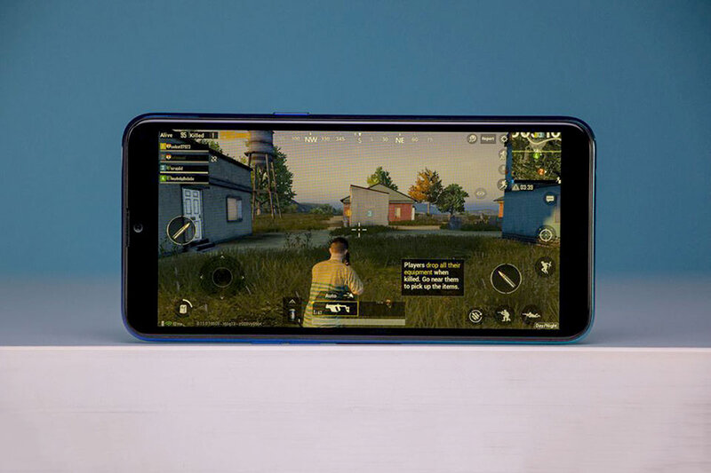 Điện thoại Realme 3 4GB RAM, 64GB, 6.22 inch