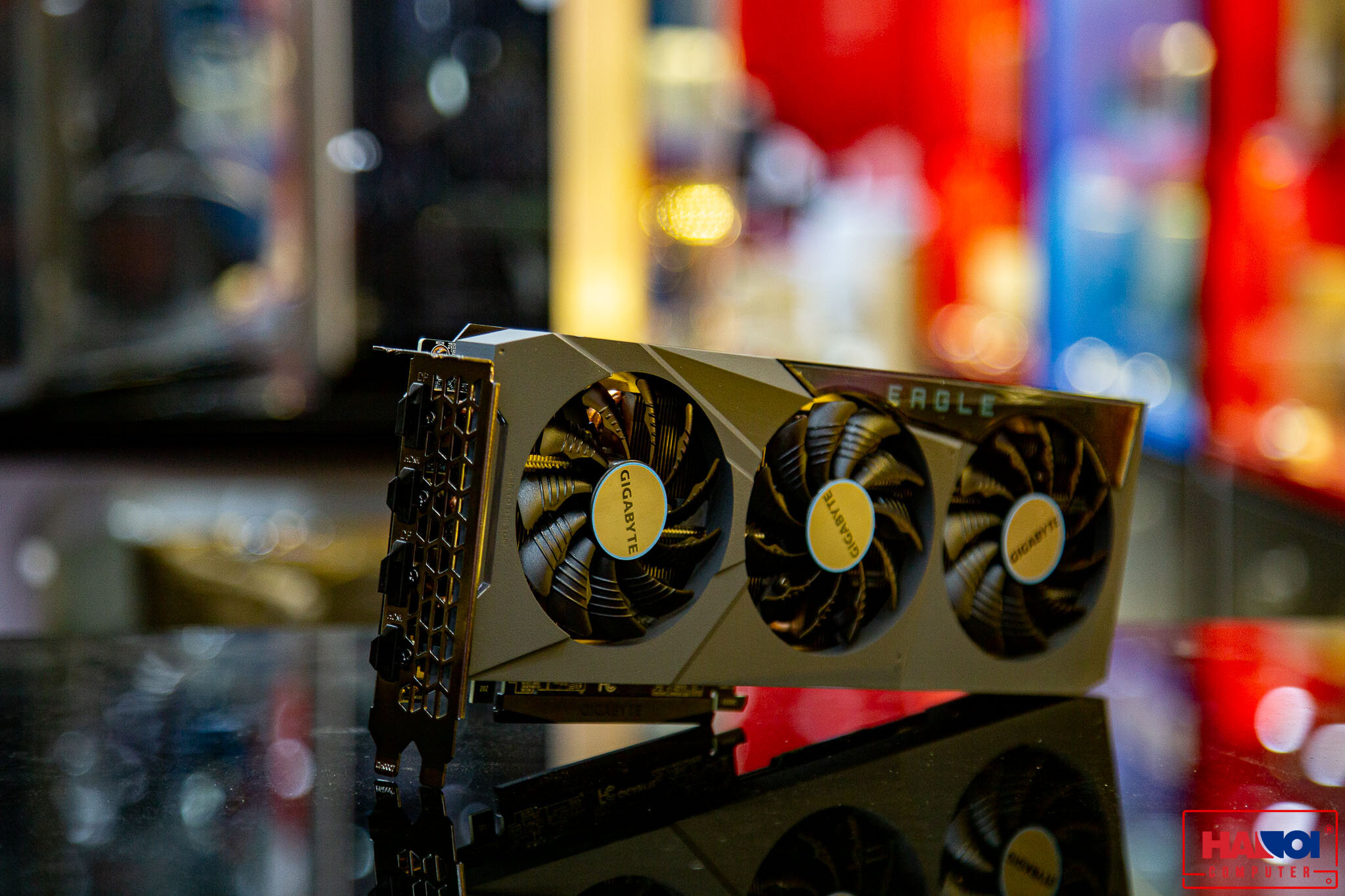 Card màn hình Gigabyte RTX 3070 EAGLE OC 8GD-V2