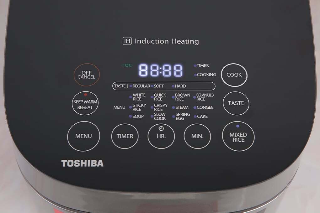 Bảng điều khiển cảm ứng hiện đại của Toshiba RC-18IP1PV Bảng điều khiển cảm ứng hiện đại của Toshiba RC-18IP1PV