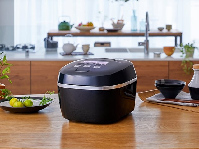 Nồi cơm điện tử cao tần áp suất Tiger JPC-W18W