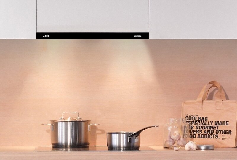 Máy hút mùi Kaff KF-TL60H sở hữu thiết kế âm tủ thông minh