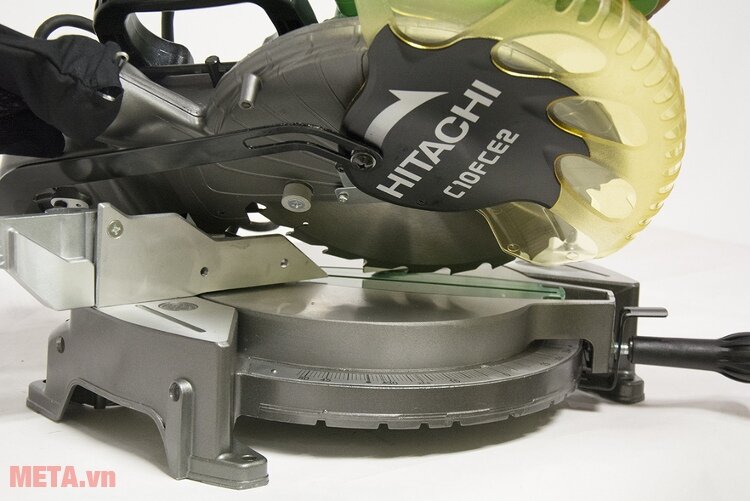 Máy cắt góc đa năng 1520W Hitachi C10FCE2