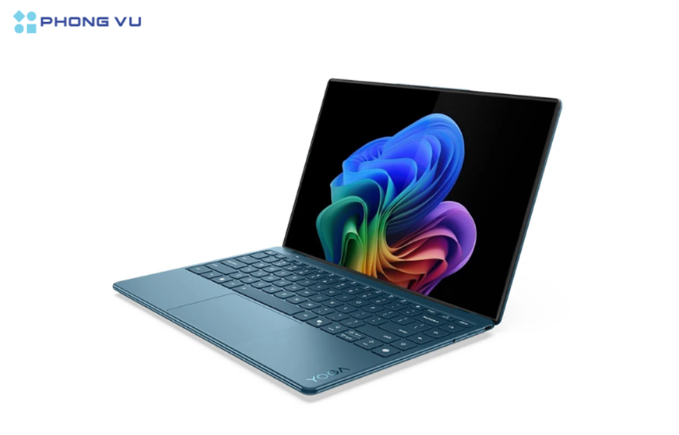 Lenovo Yoga Slim 9-14ILL10 nổi bật với thân máy hợp kim nhôm, phủ lớp anodized sandblasting, màu Tidal Teal độc đáo