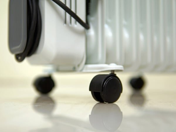 Hệ thống bánh xe giúp máy di chuyển dễ dàng hơn Hệ thống bánh xe giúp máy di chuyển dễ dàng hơn