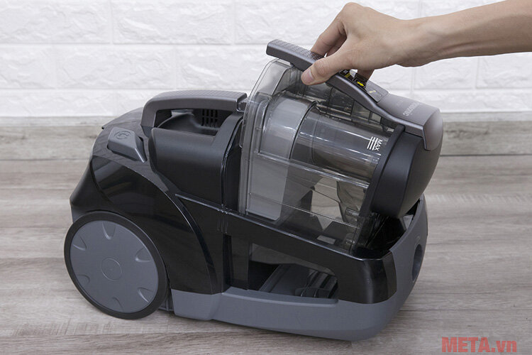 Máy hút bụi Panasonic MC-CL565KN46 2 lít