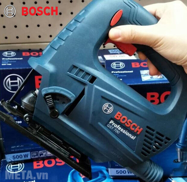 Máy cưa lọng Bosch GST 700