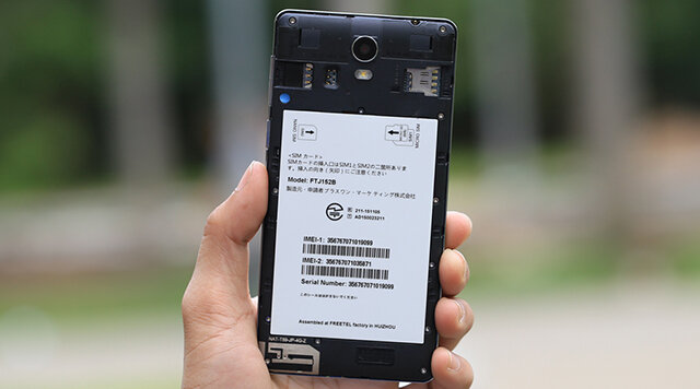 Dung lượng pin là lợi thế lớn của máy