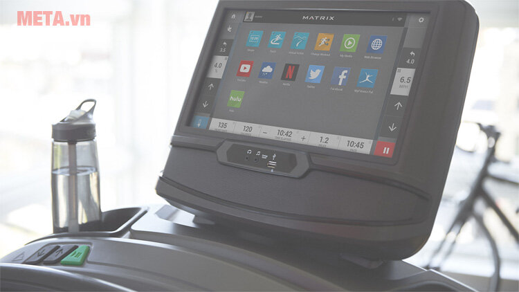 Máy chạy bộ Matrix TF50 XR