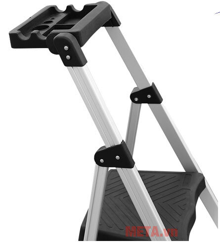 Thang ghế 3 bậc Nikawa NKP-03