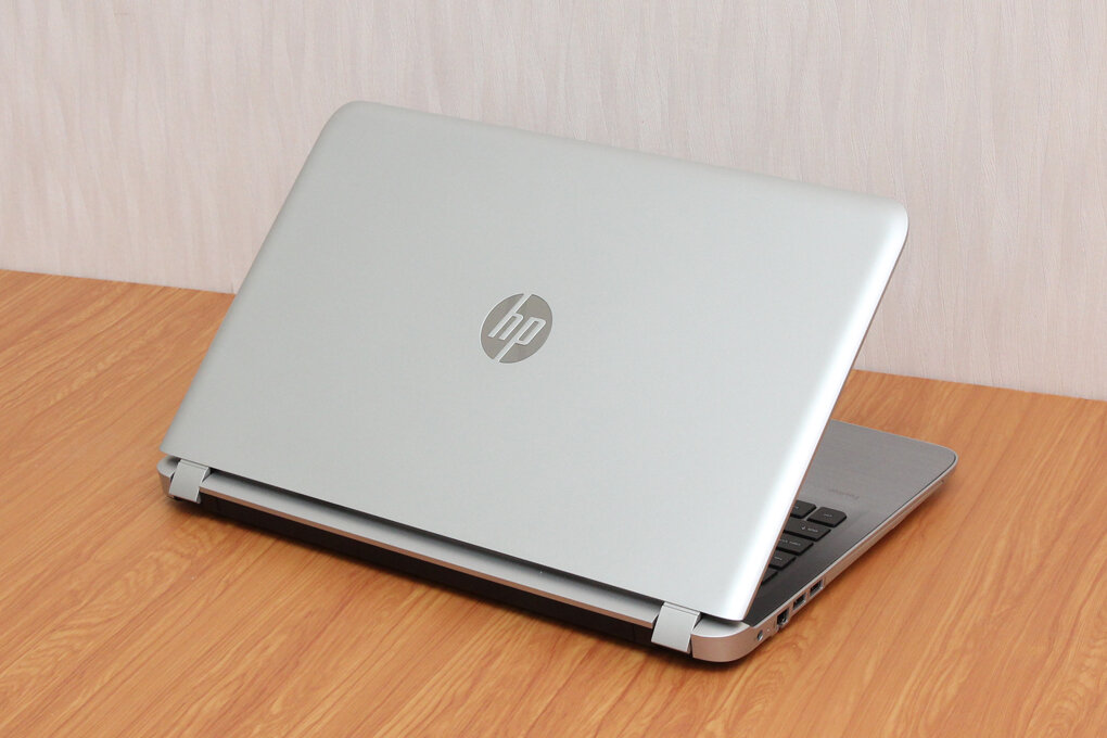 HP Pavilion 15 ab254TX i7 6500U/4GB/1TB/VGA 2GB/Win10 HP Pavilion 15 ab254TX i7 6500U/4GB/1TB/VGA 2GB/Win10