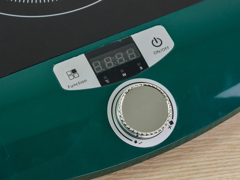 Núm điều chỉnh mức nhiệt dễ dàng Núm điều chỉnh mức nhiệt dễ dàng