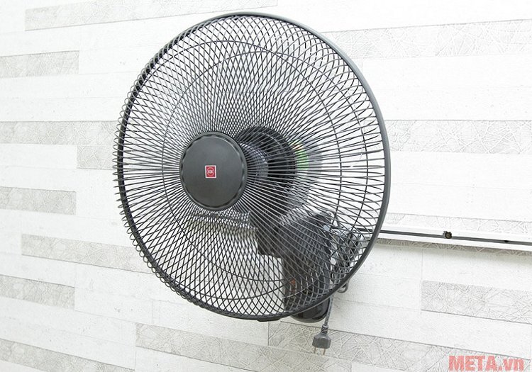 Quạt treo tường KDK M40M