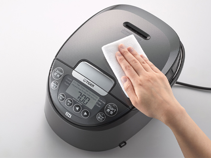 Nồi cơm điện dễ dàng lau chủi, vệ sinh 