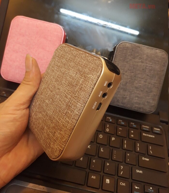 Máy trợ giảng Mega A3 Aris