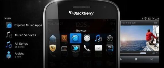 Điện thoại BlackBerry Bold Touch 9900