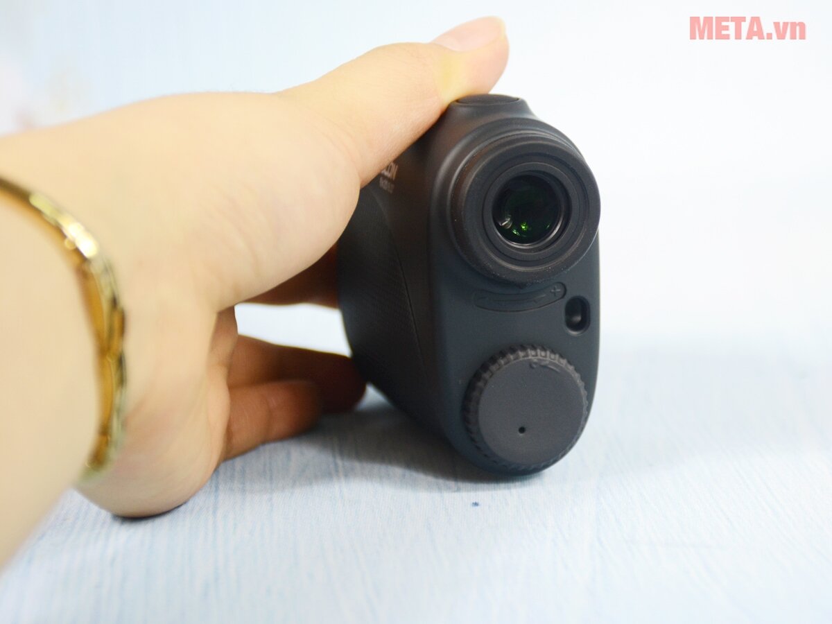 Ống nhòm đo khoảng cách Nikon Aculon AL11