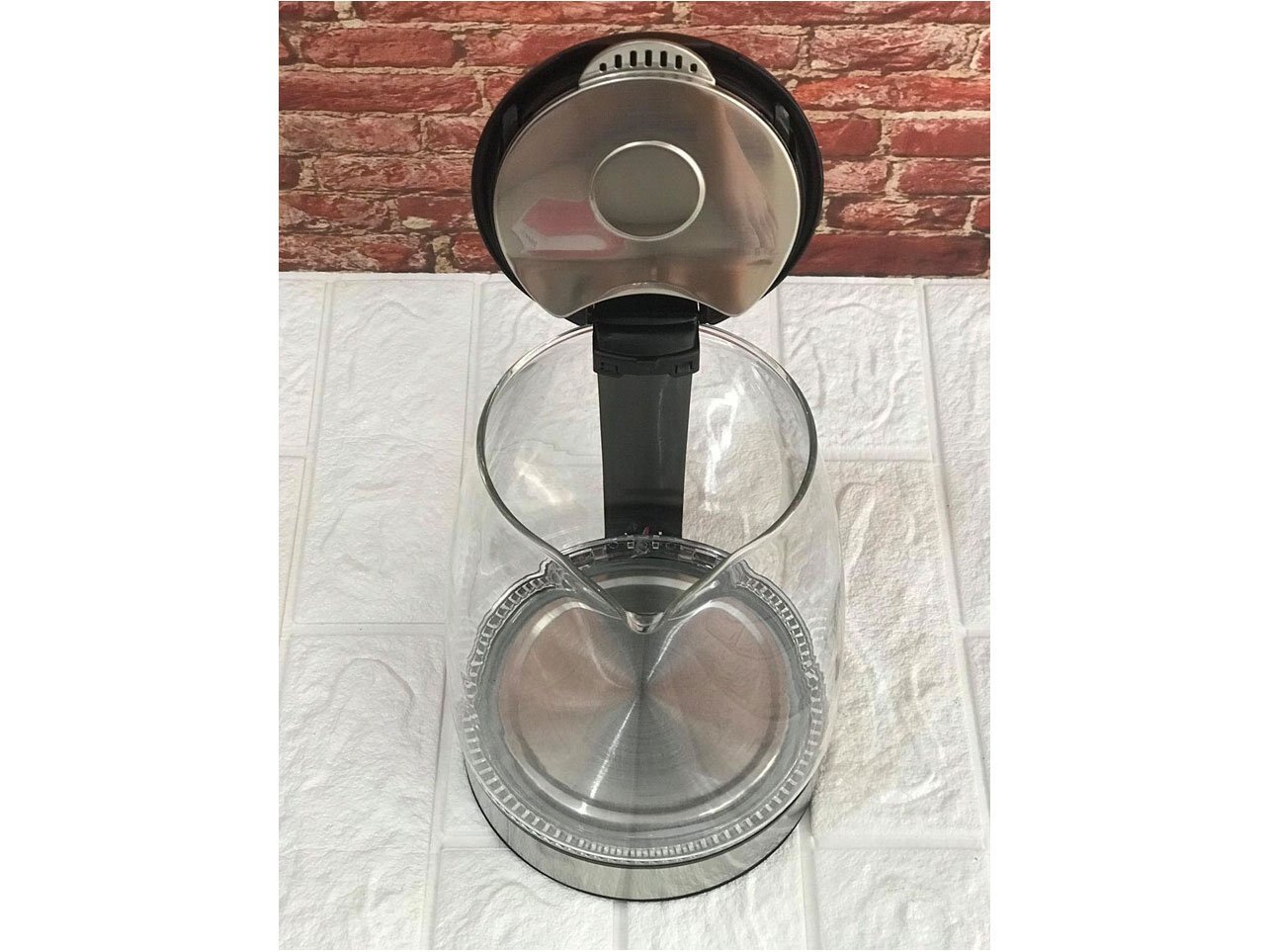 Bình đun siêu tốc Rapido có nút nhấn mở nắp Bình đun siêu tốc Rapido