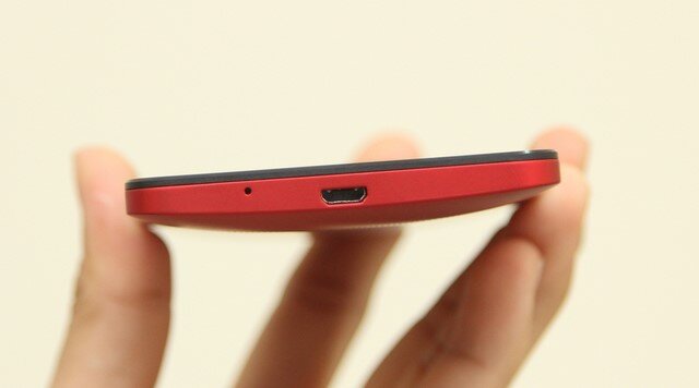 Điện thoại Asus Zenfone 5