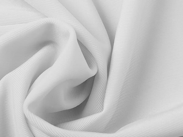 Chất liệu vải thoáng mát, bền đẹp Chất liệu vải thoáng mát, bền đẹp