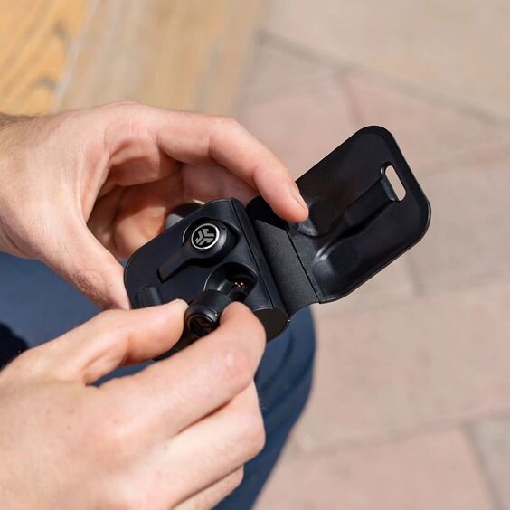 Tai nghe JLab JBuds Air Executive (ảnh 2)