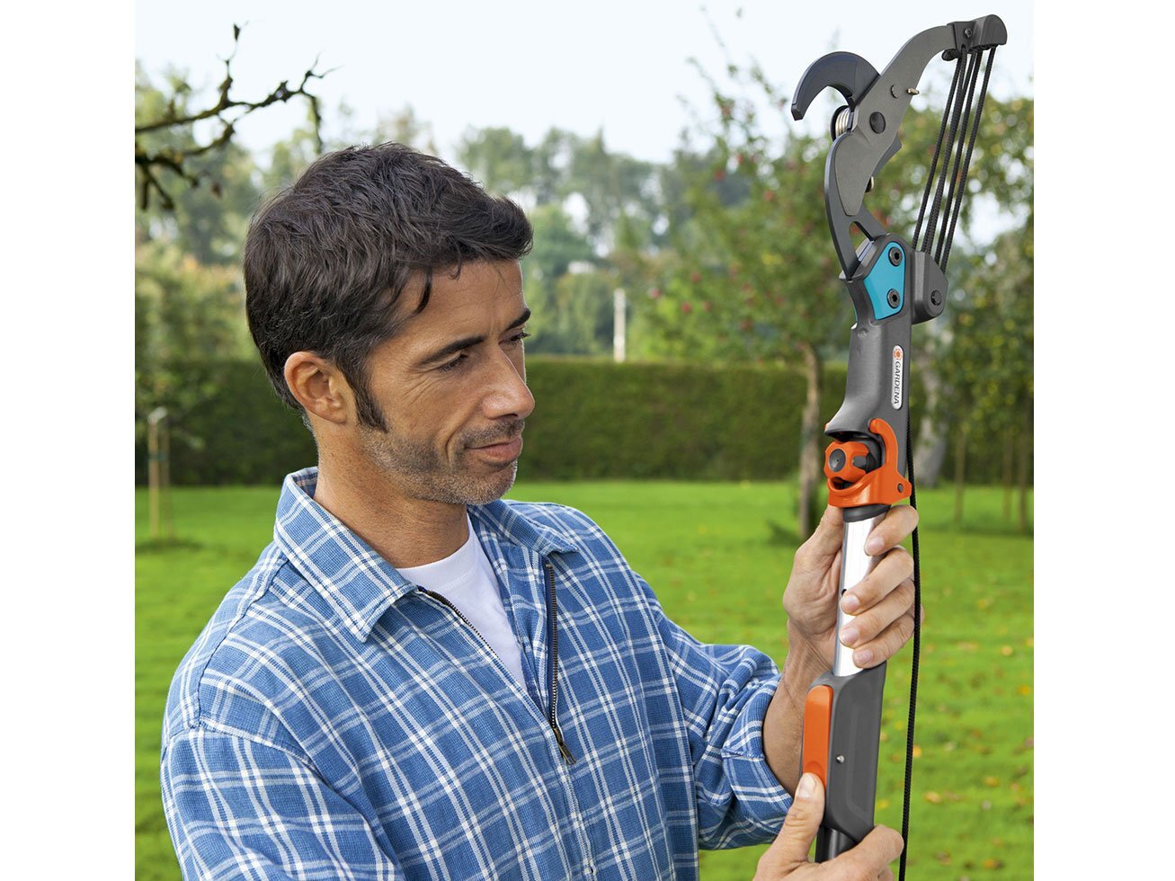 Cán nhôm đa năng Gardena 03720-20 chỉnh được độ dài Cán nhôm đa năng Gardena 03720-20