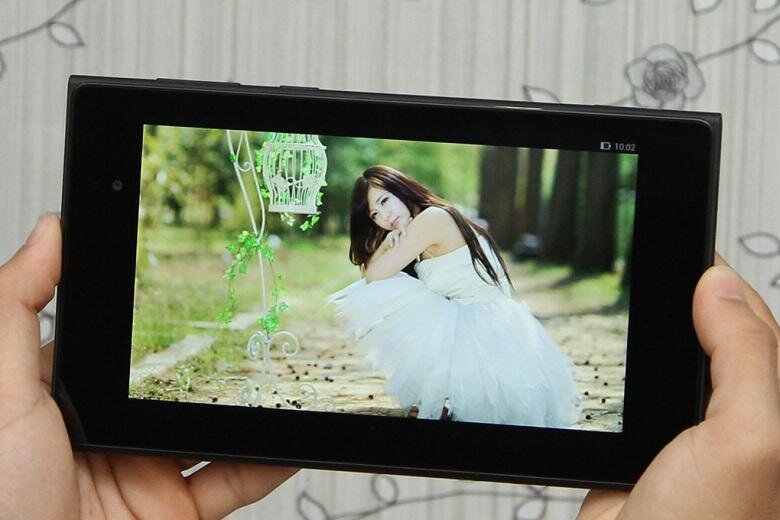 Máy tính bảng Asus MeMO Pad 7 (ME572CL) Máy tính bảng Asus MeMO Pad 7 (ME572CL)