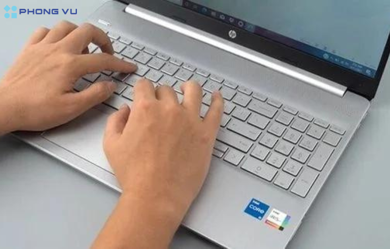 Thoải mái sử dụng suốt ngày dài với thời lượng pin ấn tượng