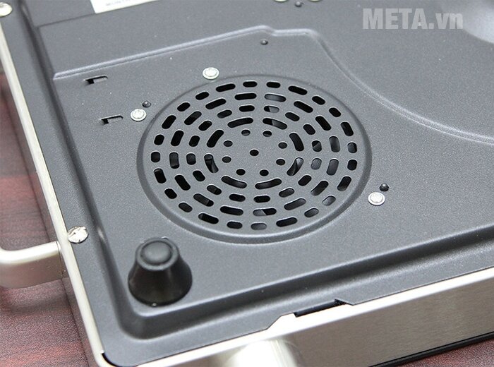 Bếp hồng ngoại Whirlpool ACT312S/BLV