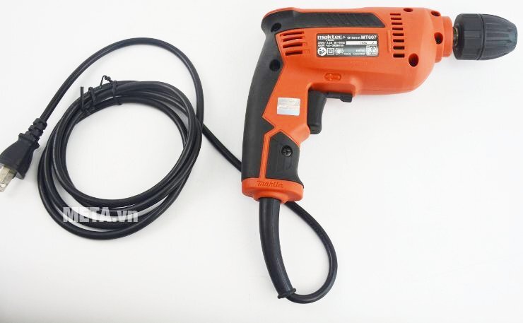 Máy khoan Maktec MT607