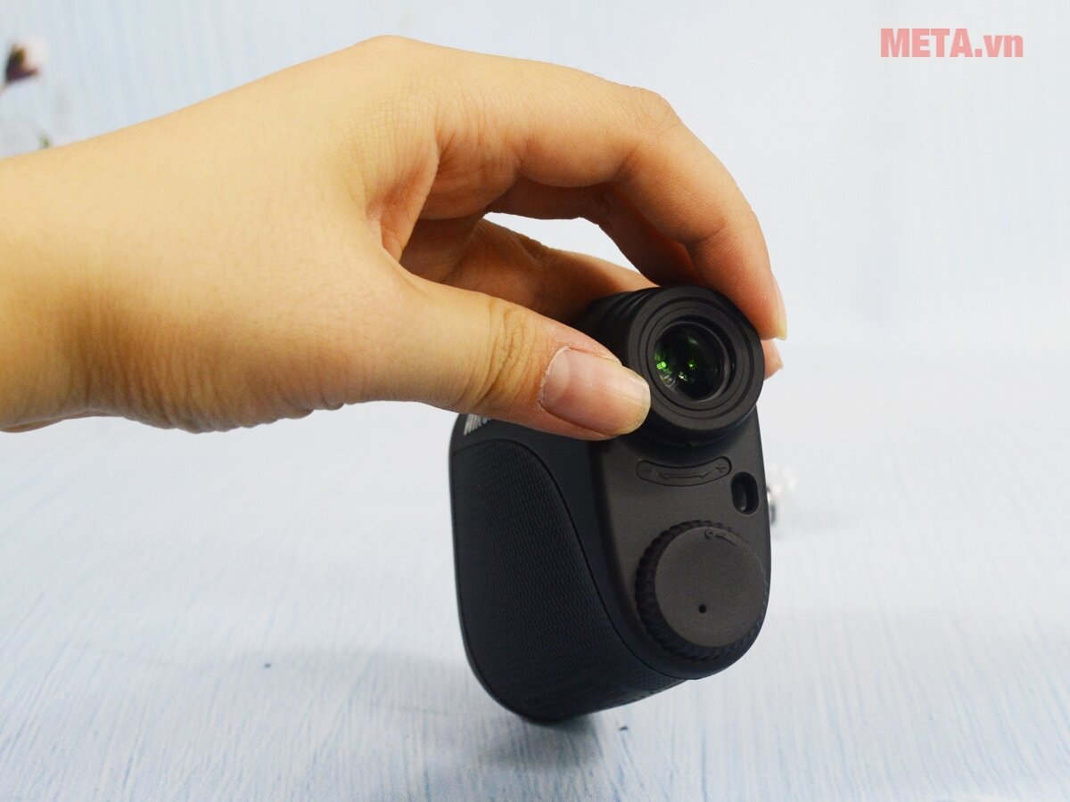 Ống nhòm đo khoảng cách Nikon Aculon AL11