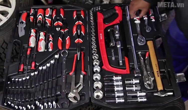 Bộ kìm tuýp cờ lê tay vặn tổng hợp Yato YT-3892 (79 món) Bộ kìm tuýp cờ lê tay vặn tổng hợp Yato YT-3892 (79 món)