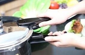 Nồi áp suất Supor YS22ED, 5,2L, Dùng được cho bếp từ