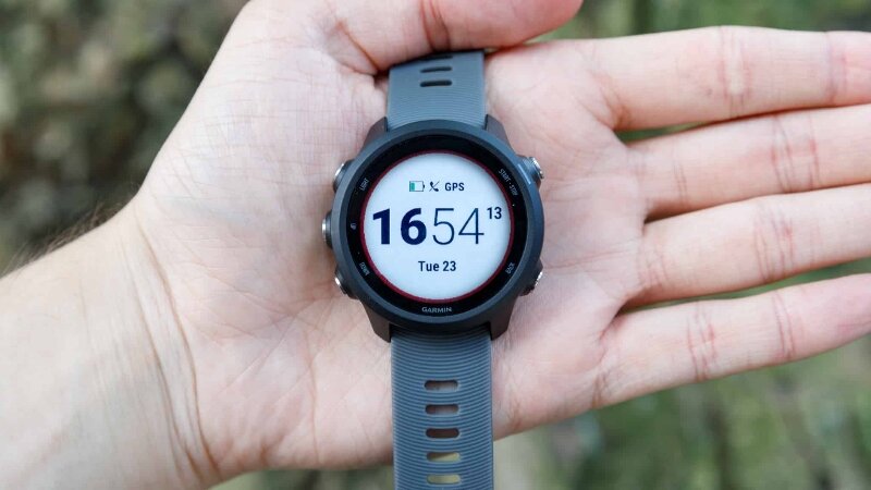 Đồng hồ thông minh Garmin Forerunner 245 thiết kế