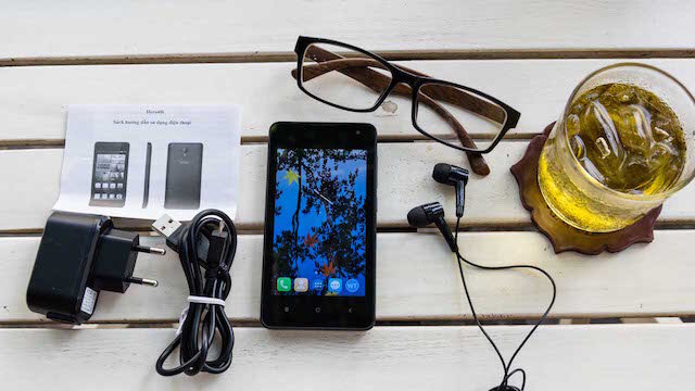 Điện thoại Wing Hero 40i Điện thoại Wing Hero 40i