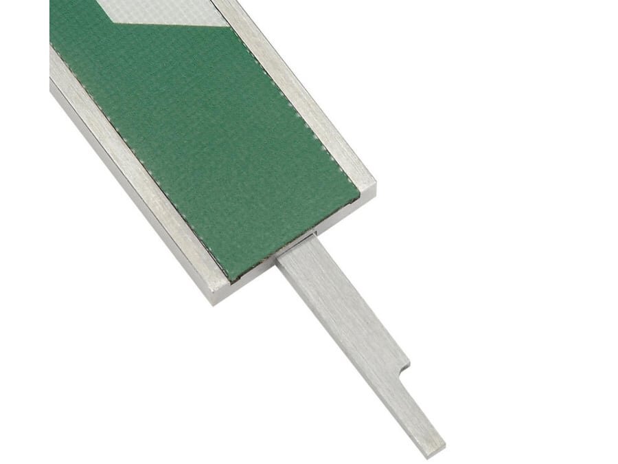 Thanh đo độ sâu nằm ở cuối thước cặp thước cặp