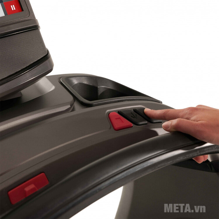 Máy chạy bộ Matrix TF50 XR