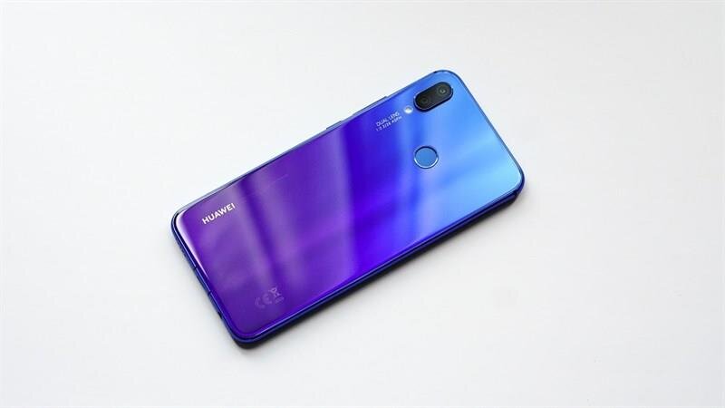 Điện thoại Huawei Nova 3i INE-LX2 White