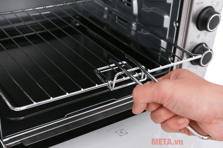 Lò nướng Electrolux EOT30MXC 30 lít Lò nướng Electrolux EOT30MXC 30 lít
