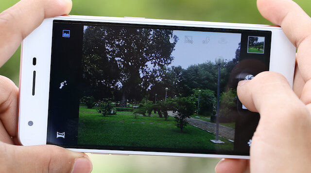 Điện thoại Mobell Nova i7