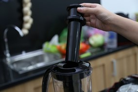 Máy xay ép SUNHOUSE SHD5323 Máy xay ép SUNHOUSE SHD5323