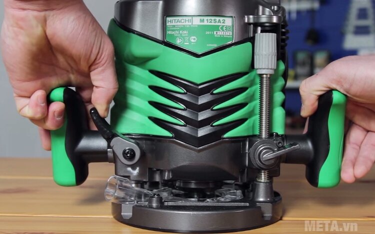 Máy phay 1700W Hitachi M12SA2 Máy phay 1700W Hitachi M12SA2