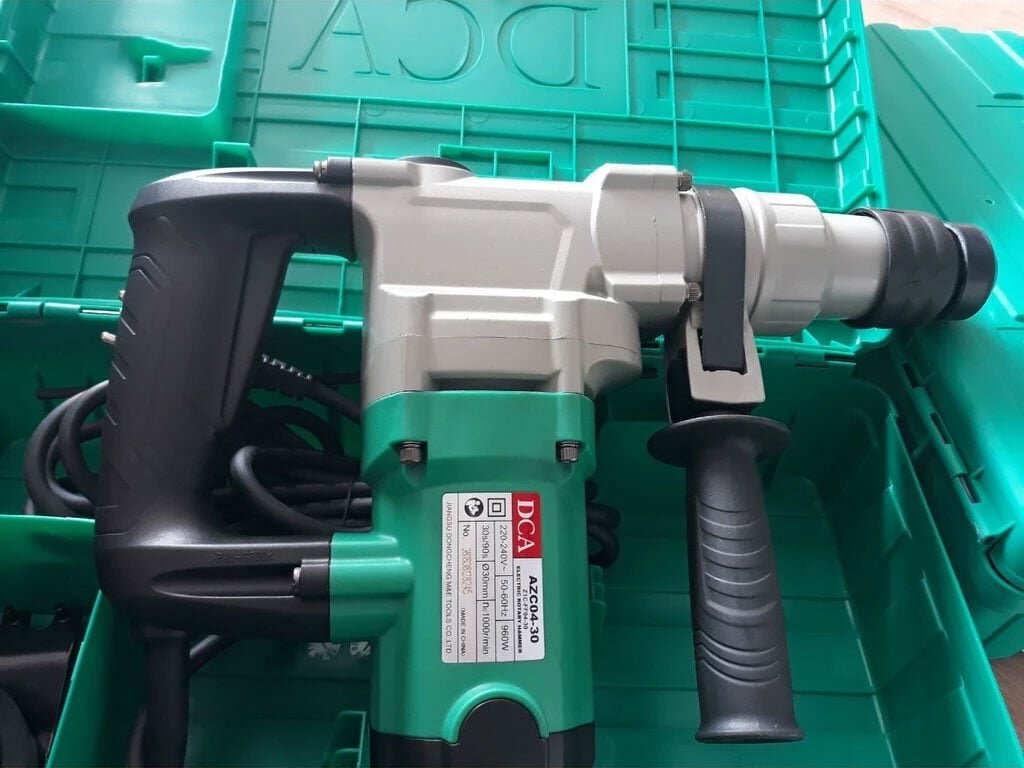 Máy khoan bê tông DCA  