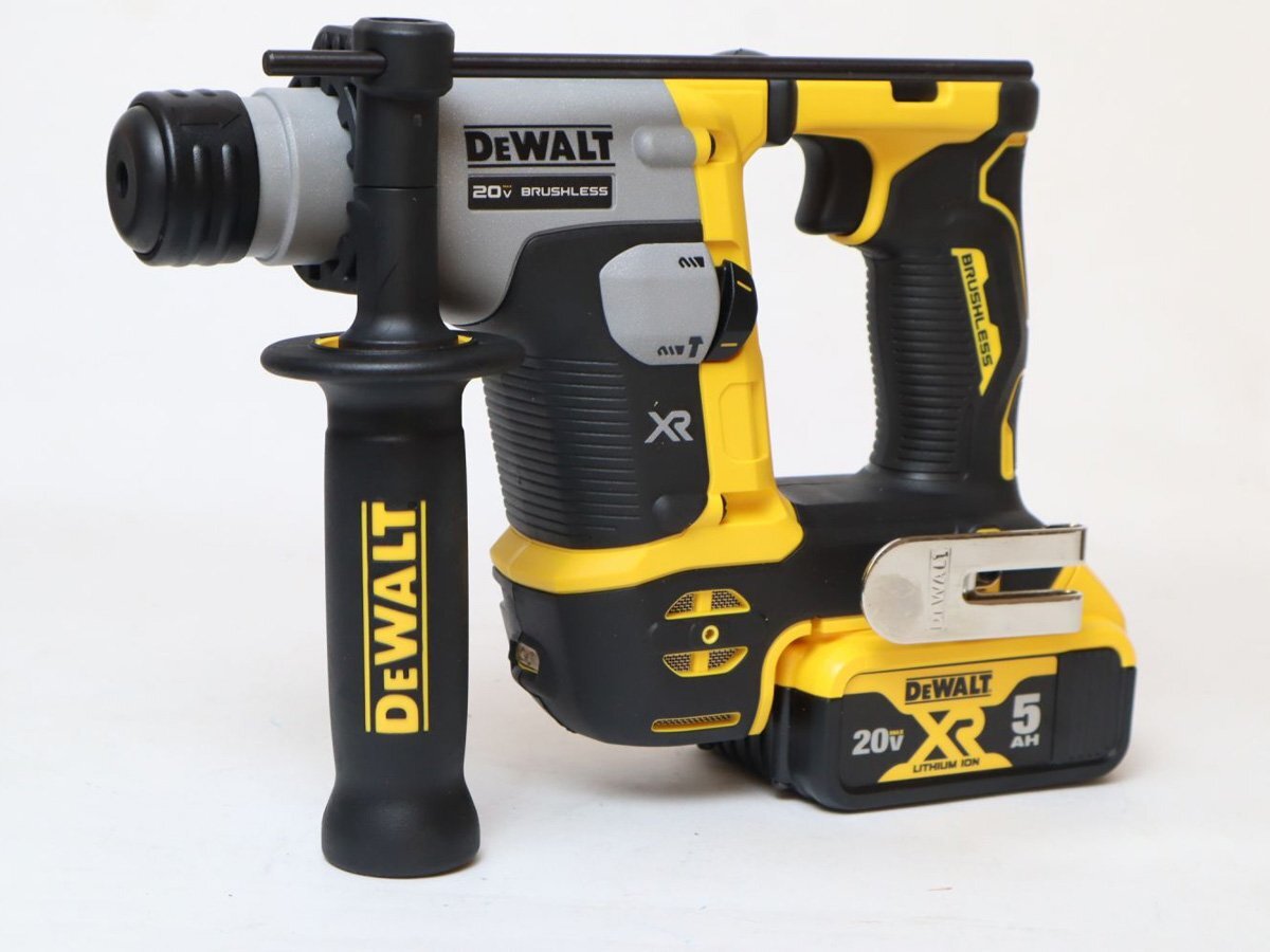Hình ảnh máy khoan búa dùng pin 20V Max DeWalt DCH172P2 Hình ảnh máy khoan búa dùng pin 20V Max DeWalt DCH172P2