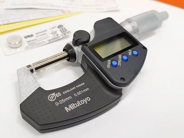 Panme điện tử đo ngoài Mitutoyo 293-244-30 Panme điện tử đo ngoài Mitutoyo 293-244-30