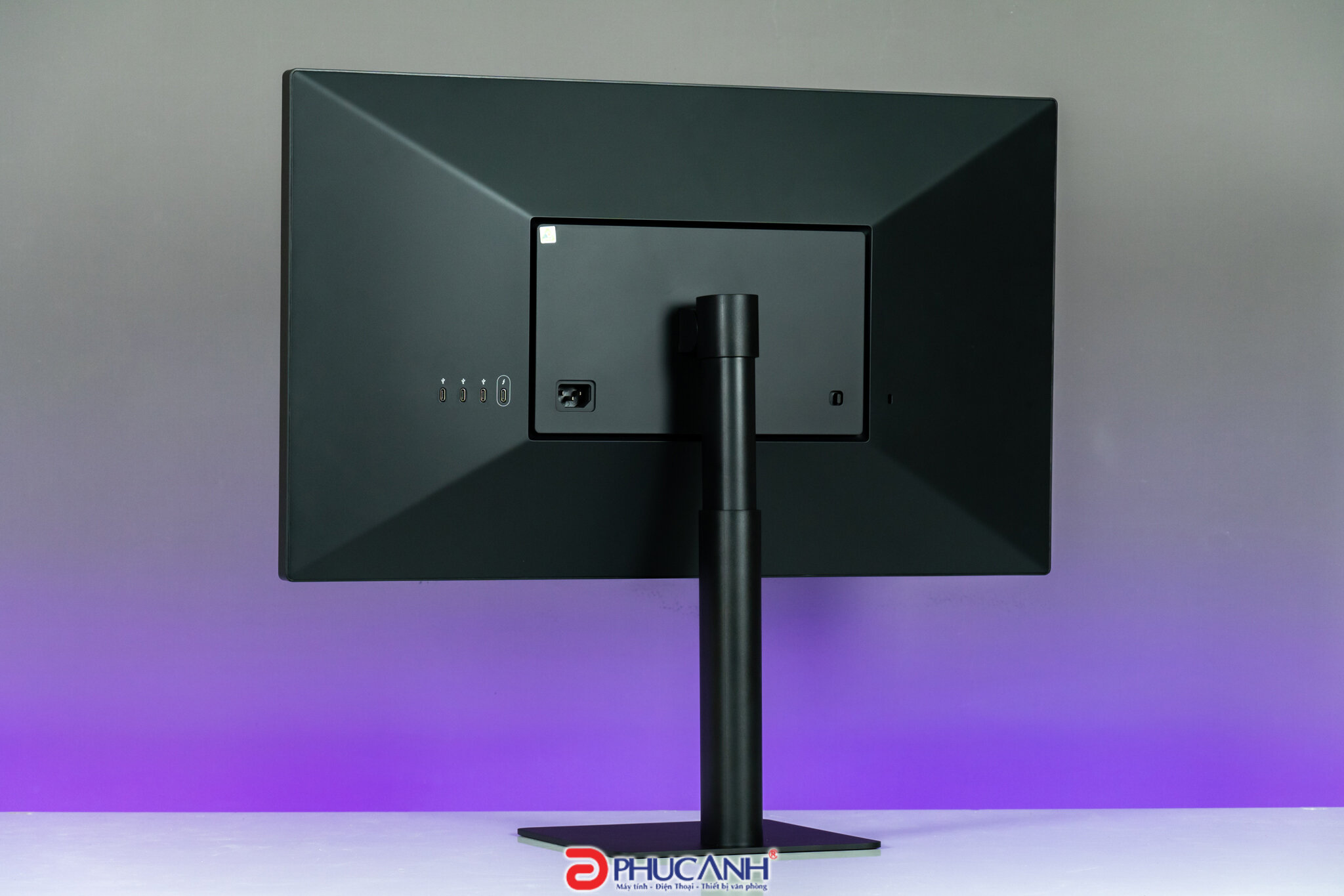 Màn hình LG 27MD5K-B 27Inch 5K IPS