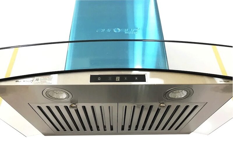 Máy hút mùi Eurosun EH-70K26S được trang bị lưới lọc dầu mỡ bằng inox bền bỉ