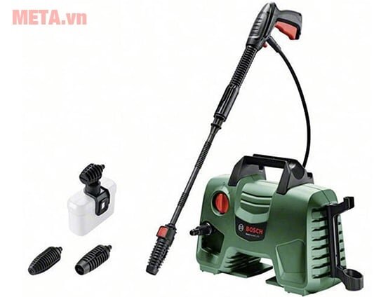 Máy rửa xe Bosch Easy Aquatak 110 khi đã lắp súng