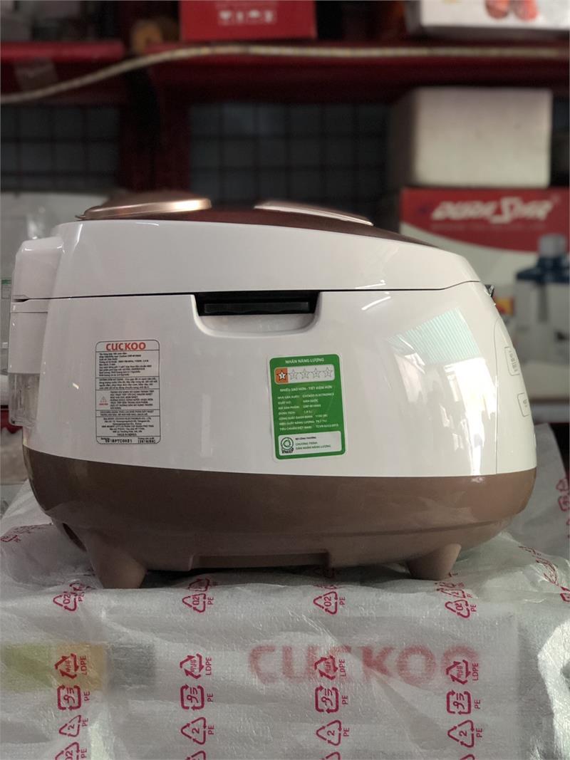 Nồi cơm áp suất điện tử Cuckoo 1.8l CRP-M1000S -NK Korea Nồi cơm áp suất điện tử Cuckoo 1.8l CRP-M1000S -NK Korea