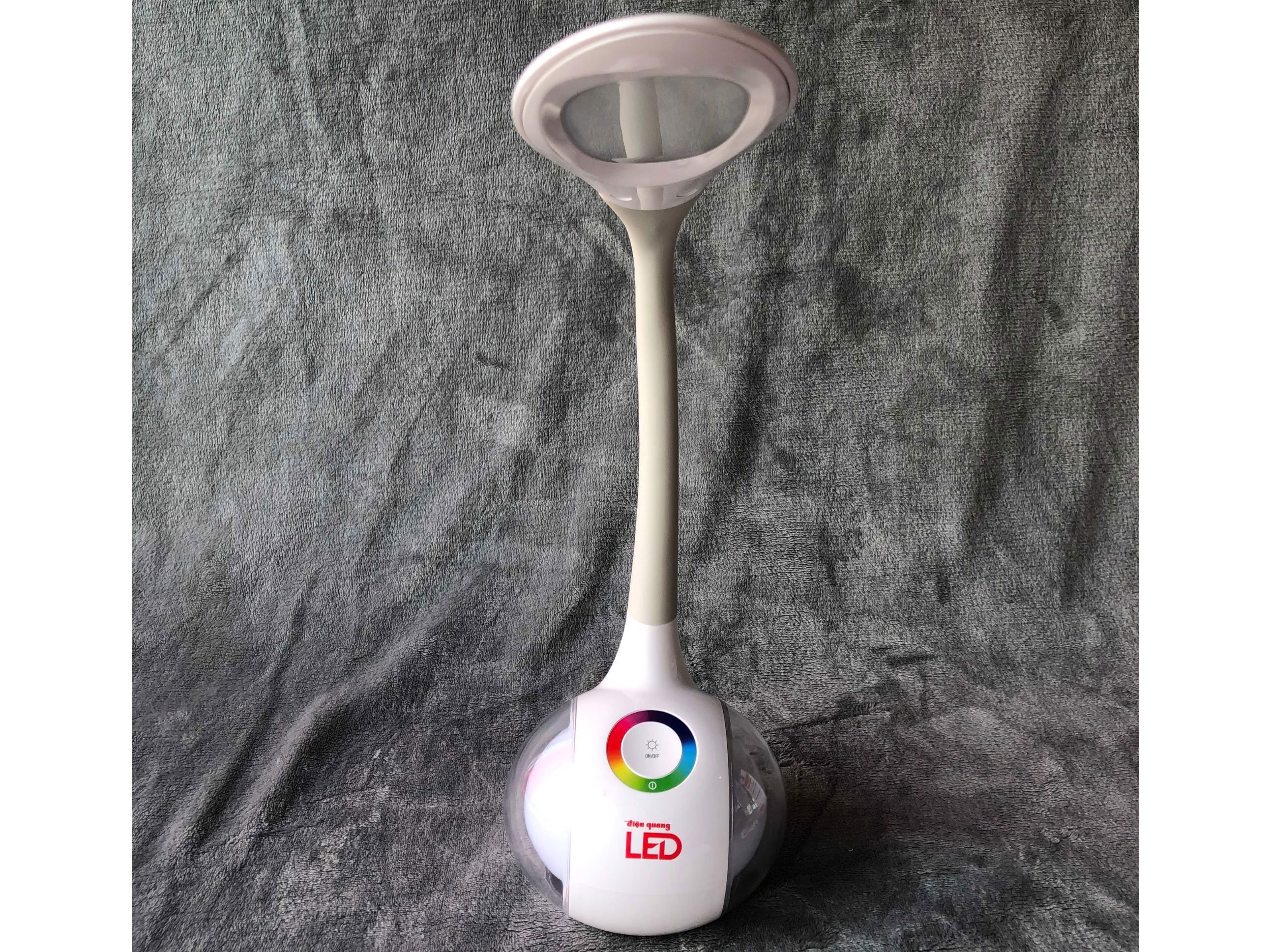 Điện Quang  ĐQ LDL06 làm từ nhựa Điện Quang  ĐQ LDL06